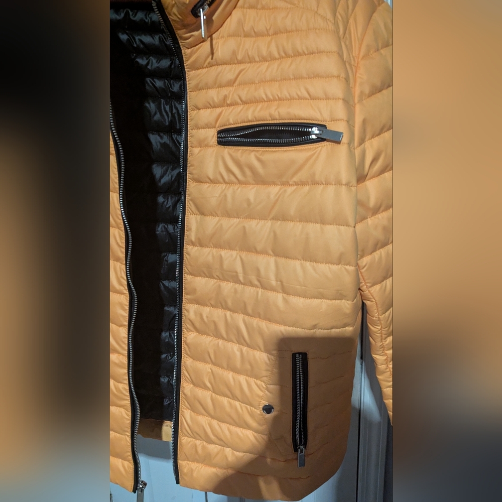 Reg $600 Williams & Kent Leather-Trimmed Quilted Jogger Puffy Jacket Size L - Picture 5 of 11